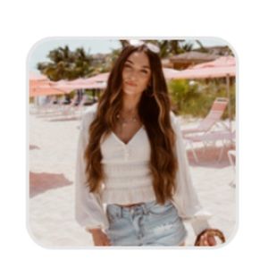 Amarylis romantic white long sleeve top